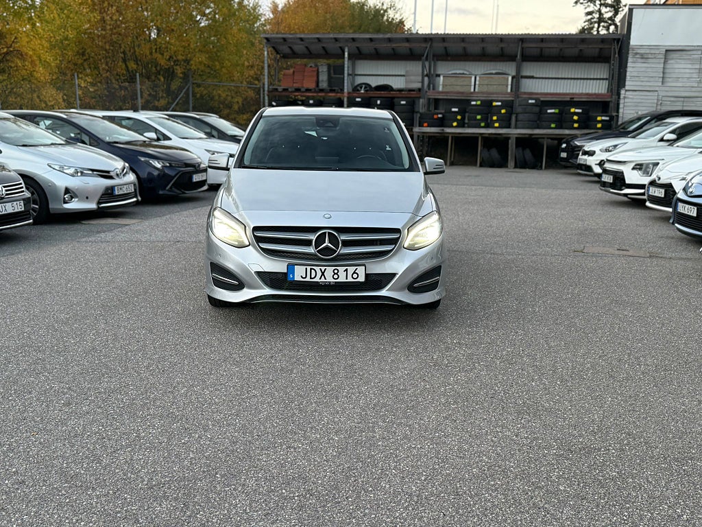Mercedes-Benz B 200 CDI 7G-DCT URBAN EU6 AUT DRAG VÄRMARE 