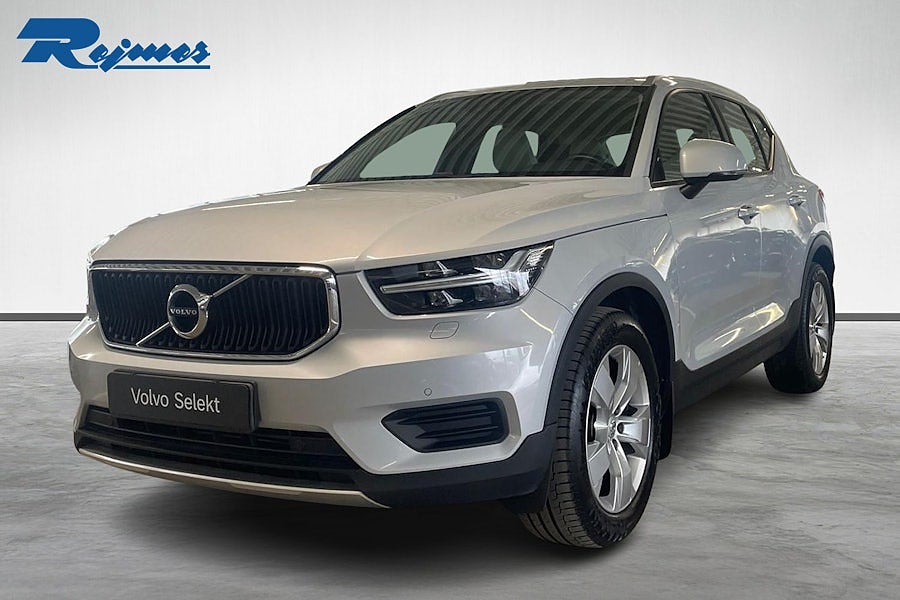 Volvo XC40 D3 AWD Momentum Edition