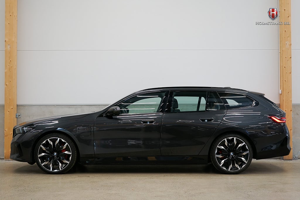 BMW 550 e xDrive Touring M Sport PRO Drag B&W PAP DAP 21" HUD 