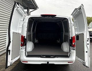 Transportbil - Skåp Mercedes-Benz Vito 4 av 22