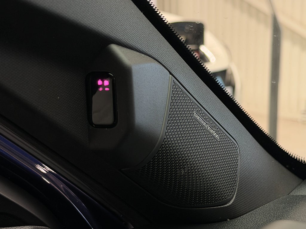 Nissan Micra 52 kWh Evolve 2-Tone