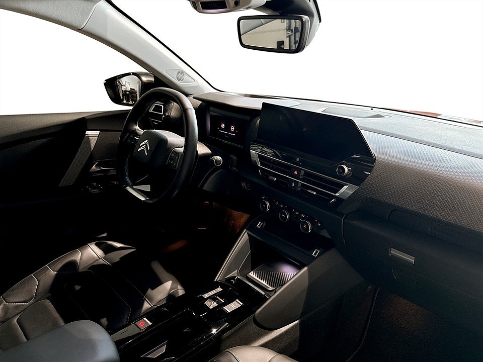 Bild på Citroën C4 Shine Exclusive 1.2 PT 155hk Aut BLUETOOTH