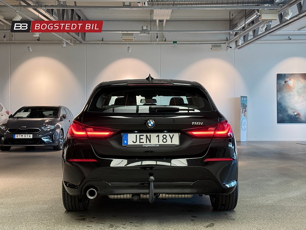 BMW 118i Steptronic 140hk Advantage | Drag | LED | PDC