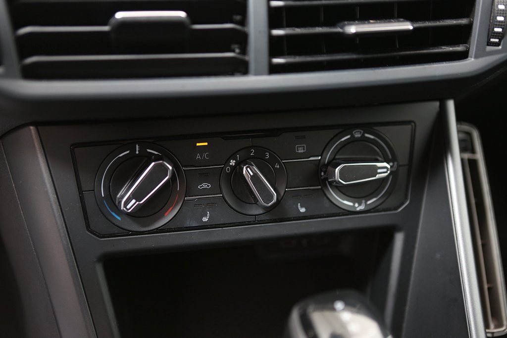 Volkswagen Taigo 1,0 TSI OPF R-Line DSG Motorvärmare 2023