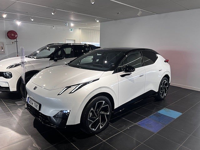 Lynk & Co 02 Core Företagsleasing från 5890 kr /mån 