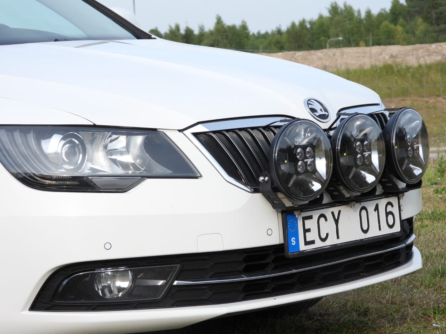 Skoda Superb Kombi 2.0 TDI 4x4 Ambition 2014, bild 7/57