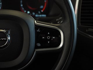 SUV Volvo XC90 19 av 21