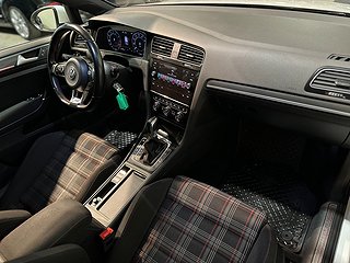 Volkswagen Golf 5-dörrars GTI Performance Cockpit Kamera SoV