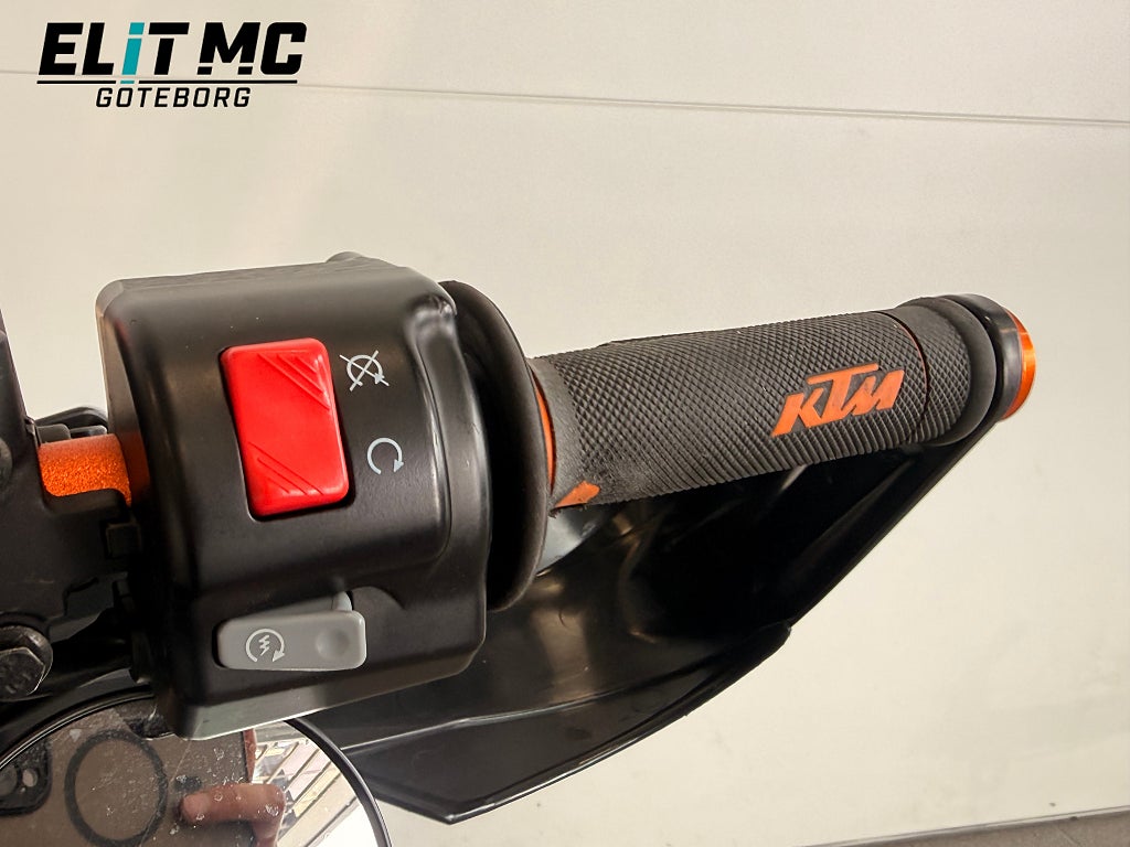 KTM 690 SMC-R 2017 - miniatyr 23