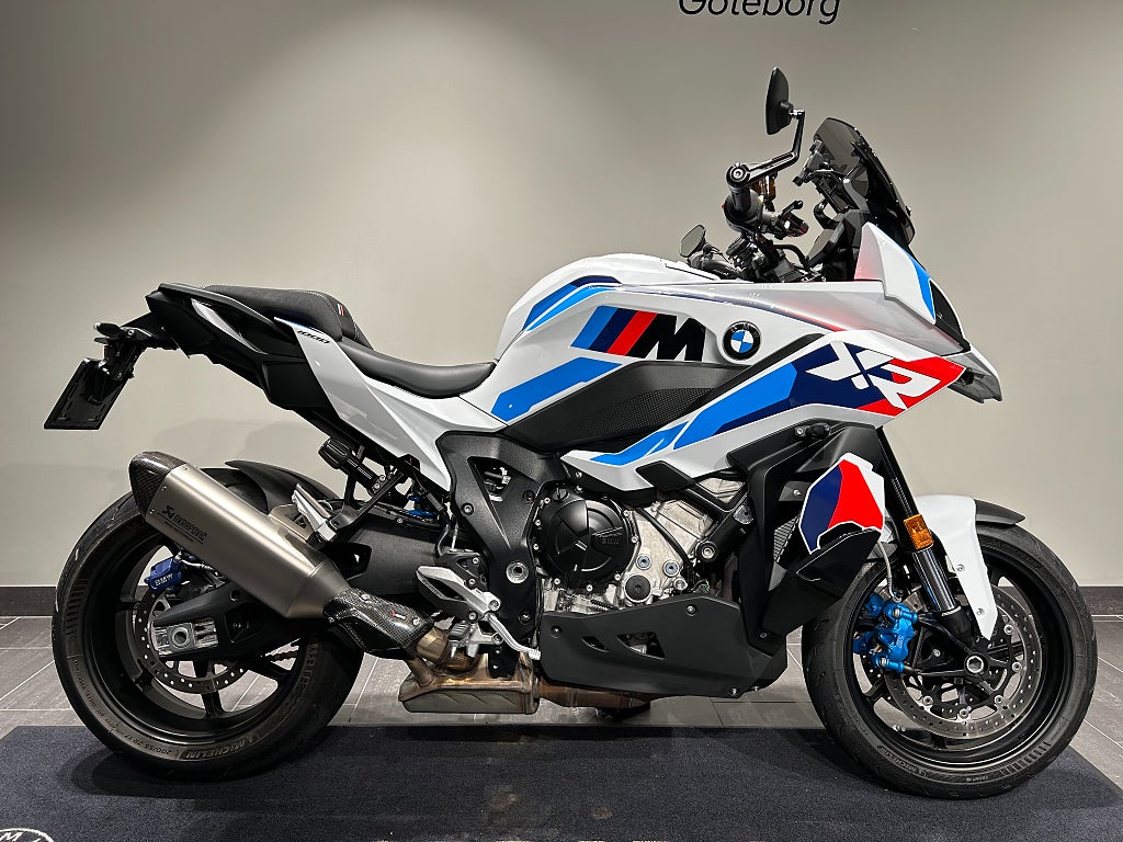 BMW M1000XR / Service-avtal / 26-års modell