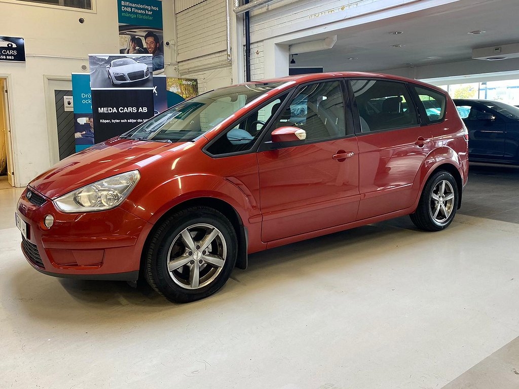 Ford S-MAX 2.0 145hk 2008, bild 2/48