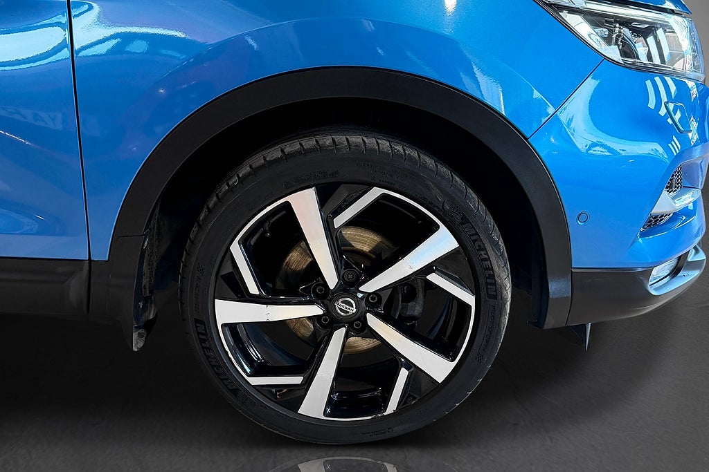 Nissan Qashqai 1.3 DIG-T 140hk | Tekna Design | Panorama | Navi | 360° 2019