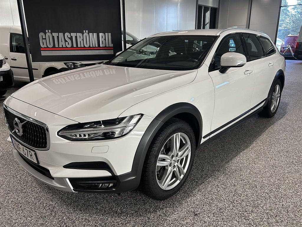 Volvo V90 Cross Country D4 AWD 190hk Momentum