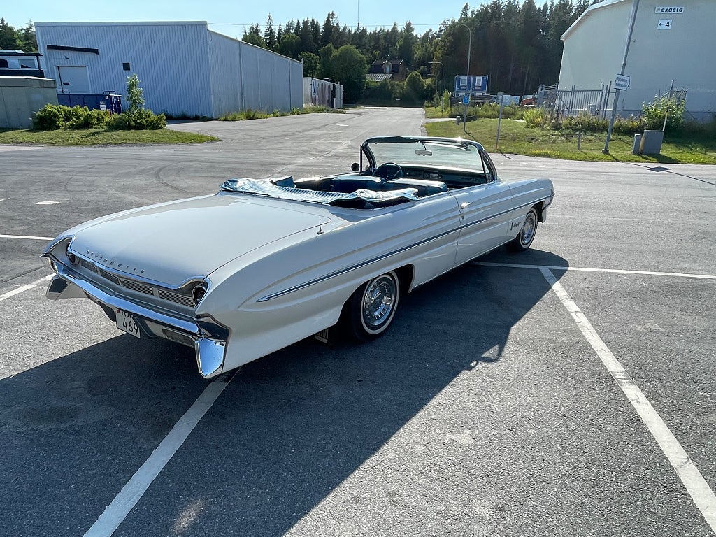 Oldsmobile 98 Classic Ninety-Eight Convertible Coupé 6.5 V8