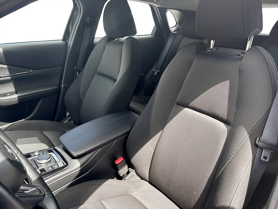 Bild på Mazda CX-30 Sky 2.0 e-SKYACTIV-G M 150hk Aut B-KAMERA NAVI