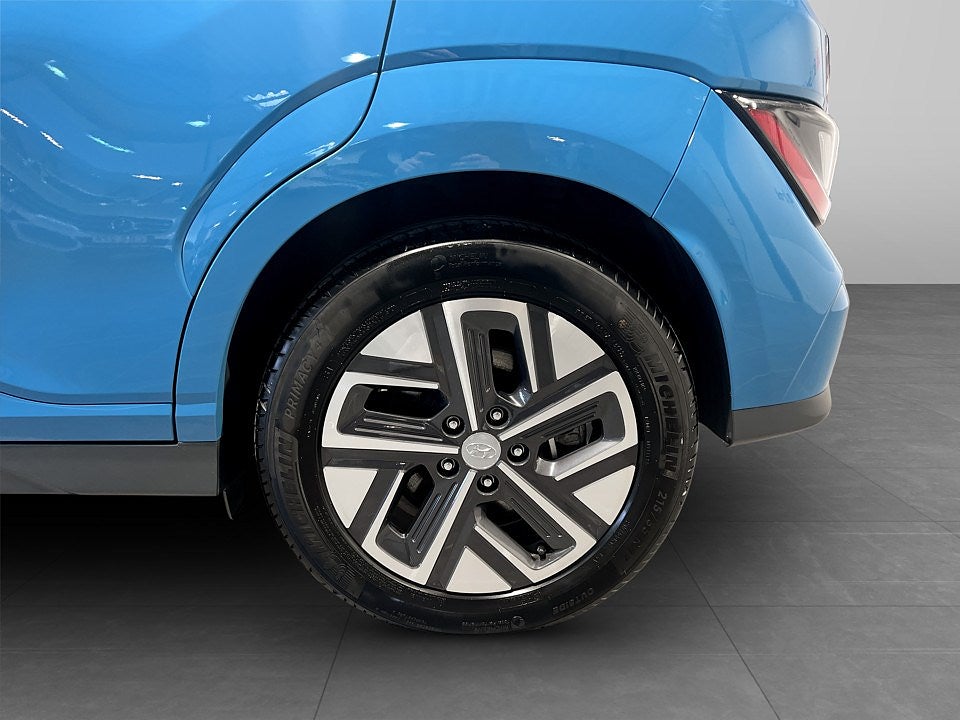 Bild på Hyundai Kona Essential 39.2 kWh 136hk Aut - B-KAMERA, CARPLAY