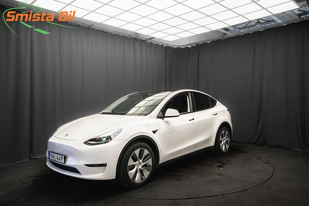 Tesla Model Y Long Range AWD PANO LÄDER KAMERA 1-ÄGARE MOMS