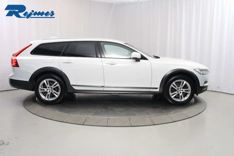 Volvo V90 Cross Country 2019, bild 3/58