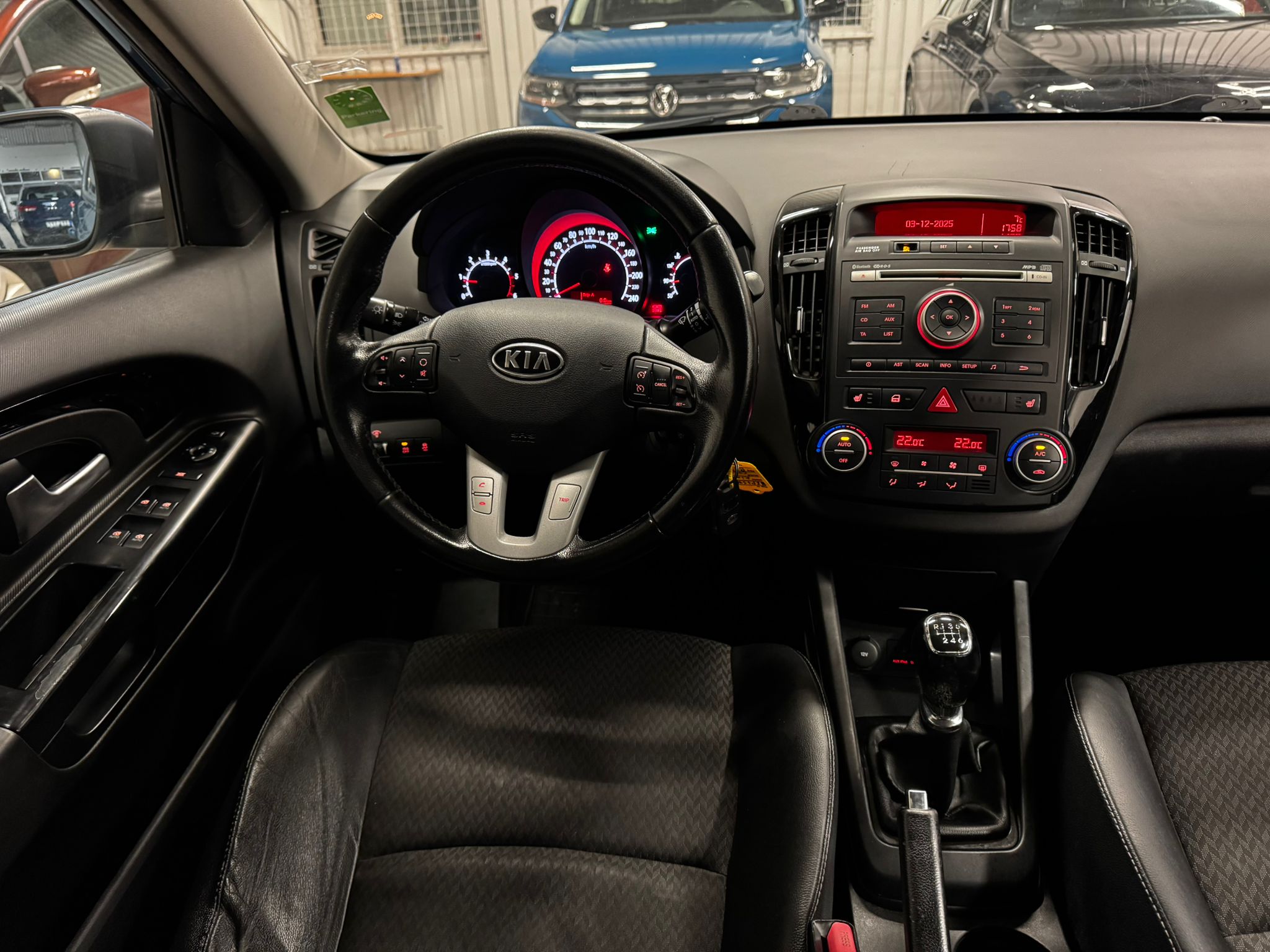 Kia Ceed 2011, bild 7/55