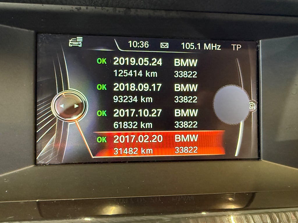 BMW 520d xDrive Touring Steptronic M-Ratt H&K Skinn Drag 2 Ägare - miniatyr 20