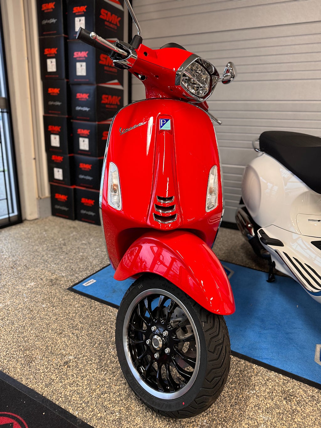 Vespa SPRINT 50 ROSSO PASSIONE MEGA DEAL! 