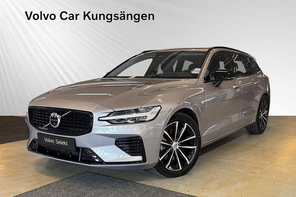 Volvo V60 T6 Plus Dark Nordic Edition Harman/Kardon 360-k...