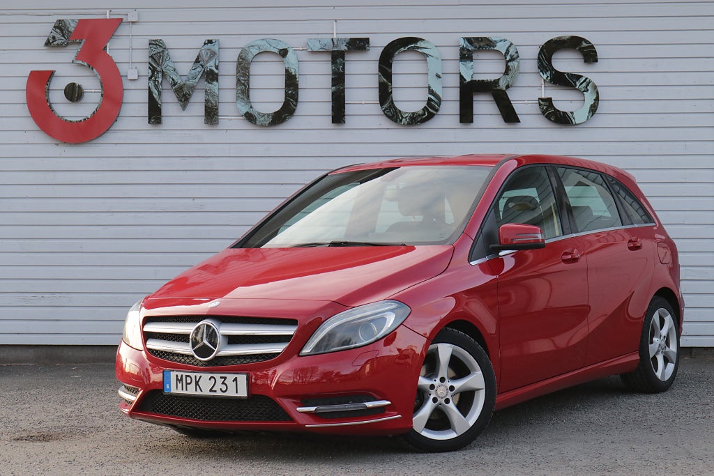 Mercedes-Benz B 180 CDI 7G-DCT kamera fullservad 0,4L/Mil