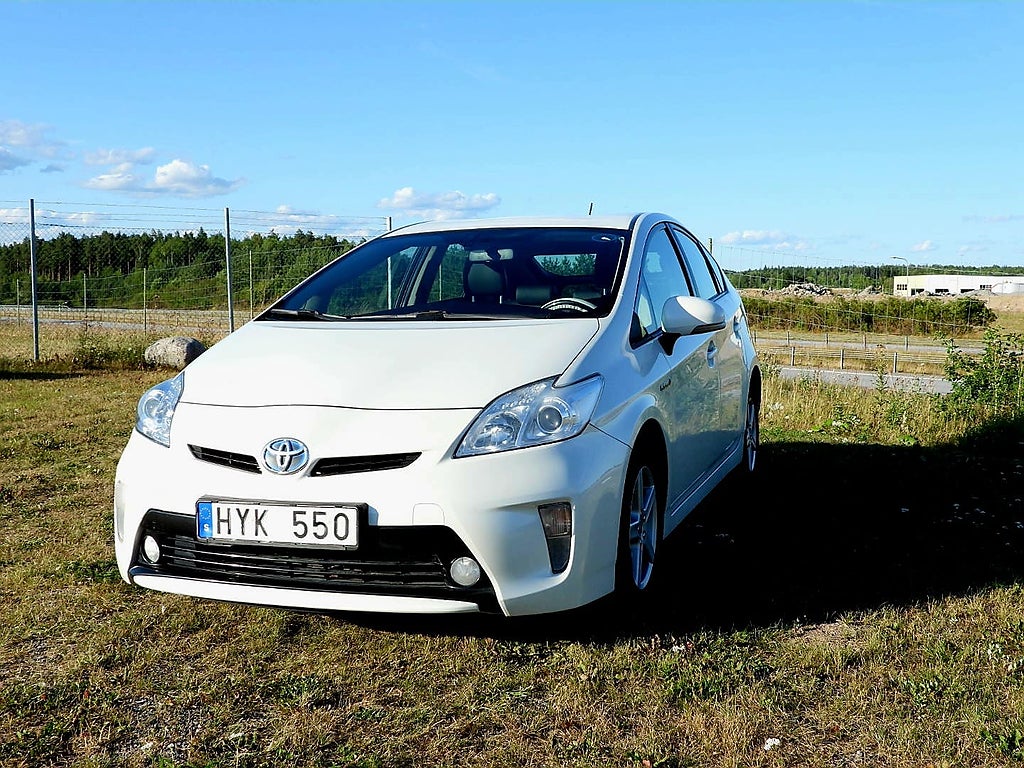 Toyota Prius Hybrid CVT 