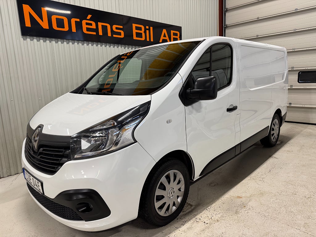 Renault trafic 1.6 dCi 125HK L1 LEASBAR/MOMS Euro 6