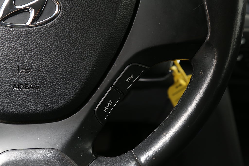 Hyundai i10 1,0 blue 67hk Comfort Automat 5D 2017