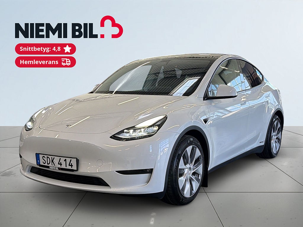 Tesla Model Y Long Range AWD Long RangeS&V/Värmepump/Pano/Kamera/MOMS