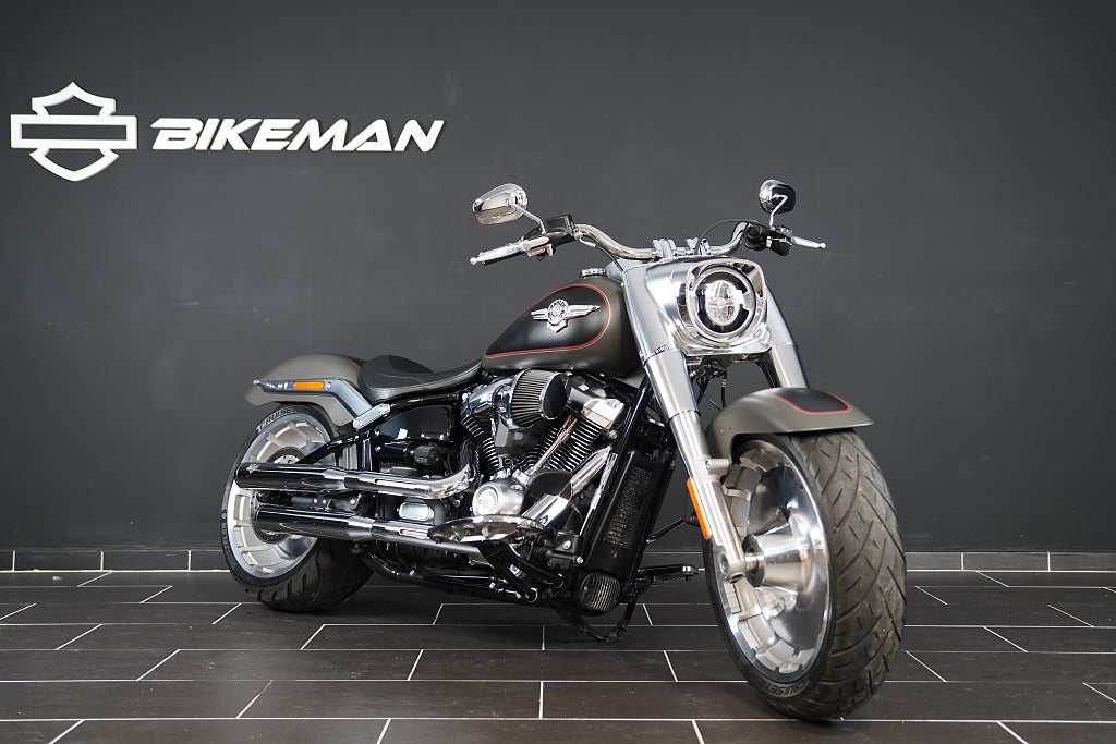 Harley-Davidson FLFBS Fat Boy 114" Vance & Hines 