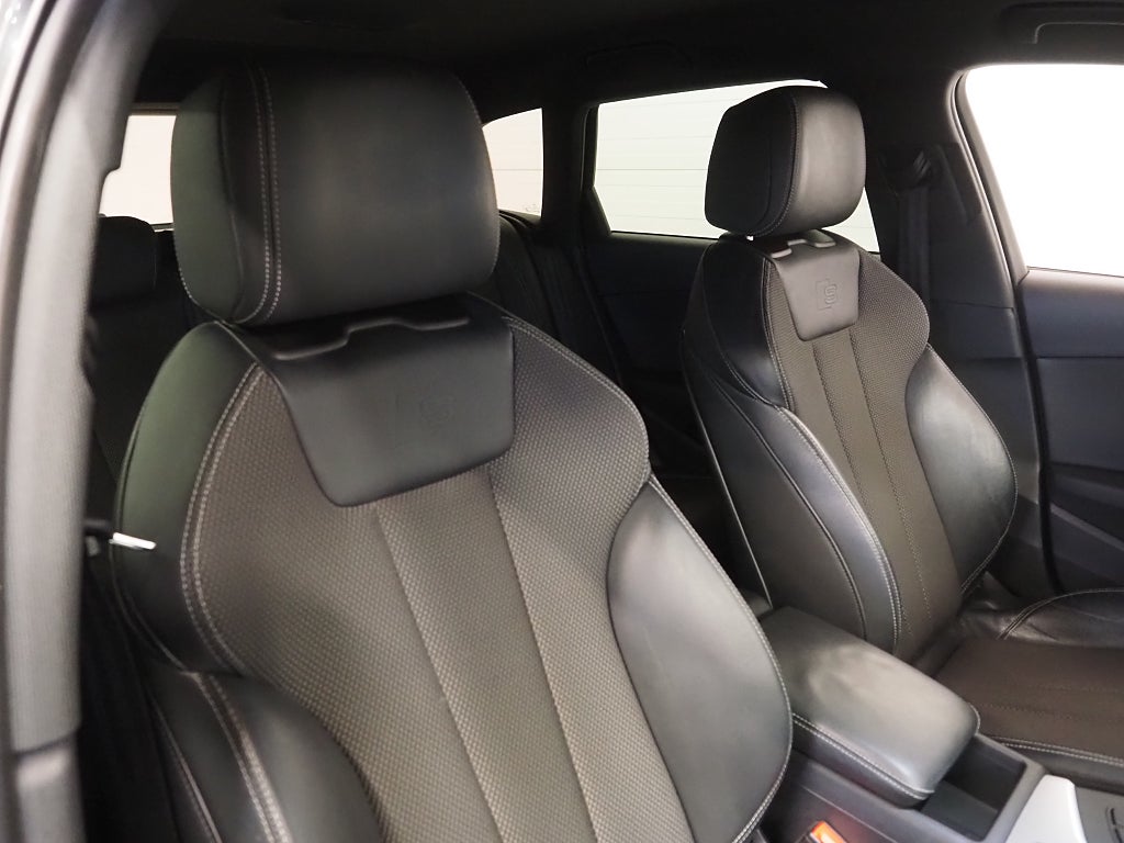 Audi A4 Avant 40 TDI 190hk quattro S-Line | Drag | D-värm | 2019