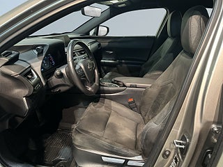 Lexus UX 250h E-Four CVT Rattvärme Kamera Psens CarPlay SoV