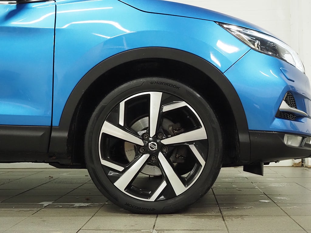 Nissan Qashqai 1.3 DIG-T DCT 158hk Tekna Drag 360° Navi Skinn 19" 2021