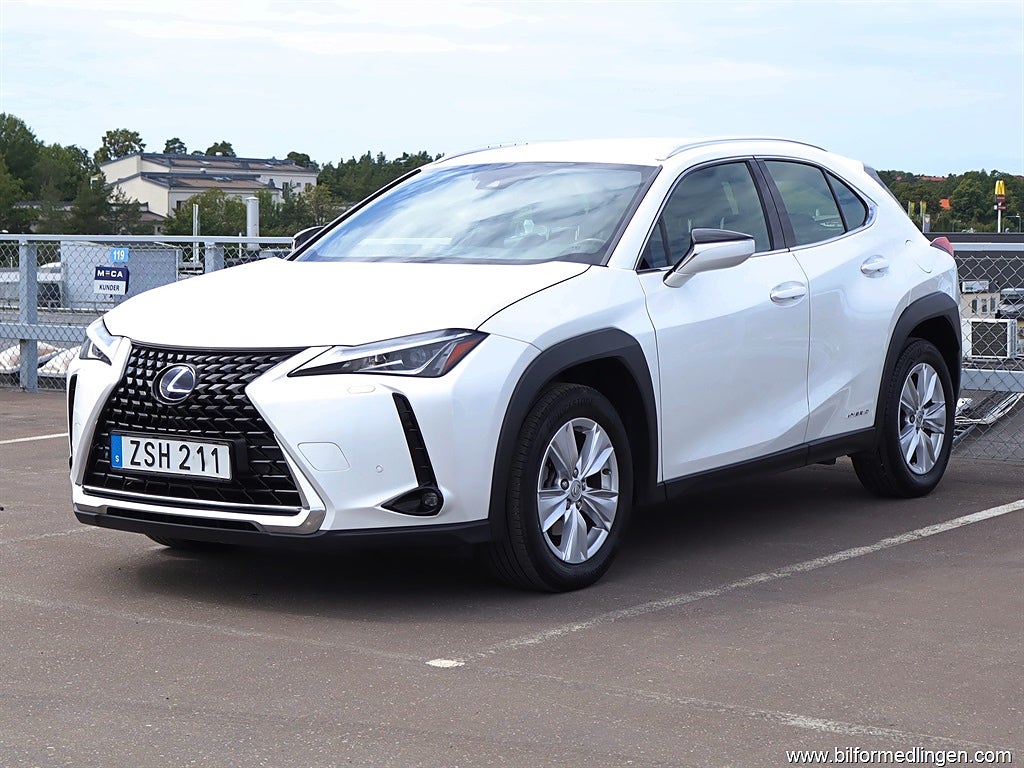 Lexus UX250h CVT Hybrid Rattvärme