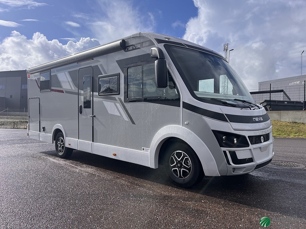 McLouis NEVIS 881 / Queenbädd / Face to Face / Automat