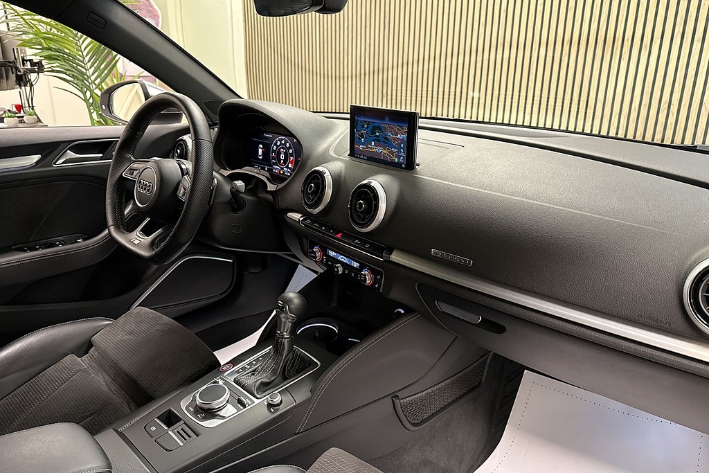 Audi S3 Sportback 2.0 TFSI 310HK Cockpit/Gps/Keyless/B&O