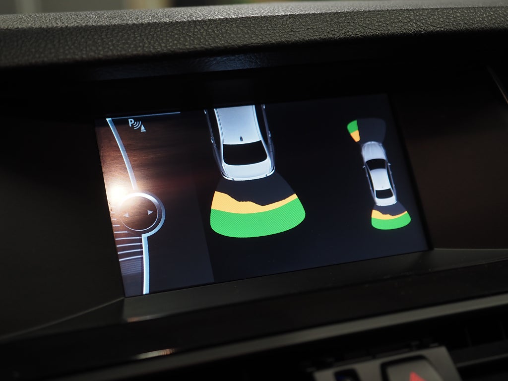 BMW 520d xDrive 184hk Sedan Automat P-Sensorer HiFi 2014