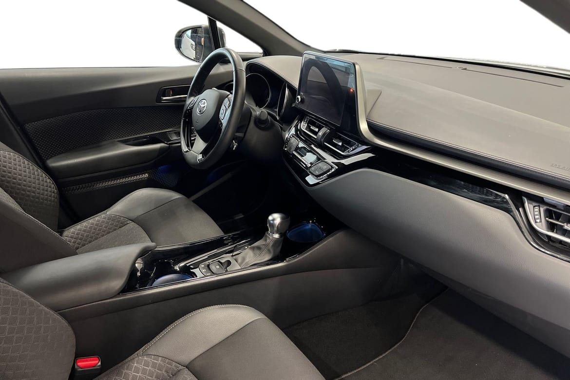 Toyota C-HR 1.8 Hybrid 2023, bild 6/10