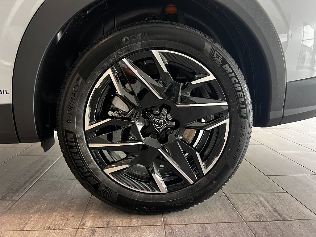 Peugeot 5008 EDITION  PHEV GT thumbnail