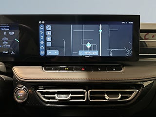 MG HS PHEV Luxury 360° GPS Pvärm Elbaklucka Skinn SoV MOMS – bild 15