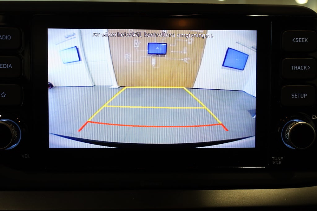 Hyundai Bayon 1.2 MPi Essential Kamera CarPlay Leasbar Rattvärme