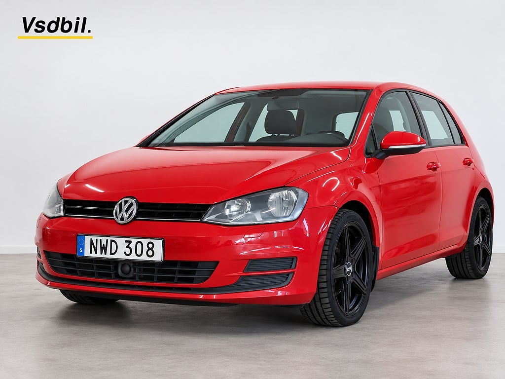 Volkswagen Golf I 1.6 TDI NYSERVAD ADAPTIV FARTHÅLLARE BT-MEDIA 0.38L/MIL