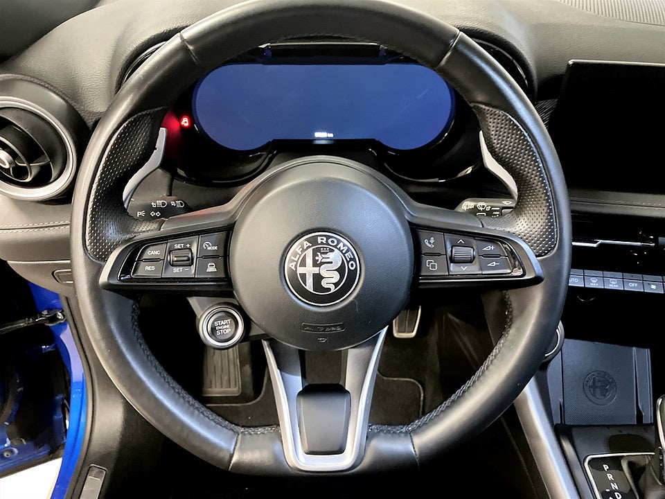 Bild på Alfa Romeo Tonale Edizione Speciale Hybrid 1.5 T TCT 130hk Aut B-KAMERA 