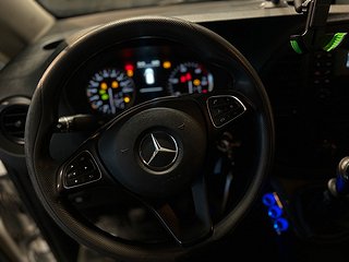 Mercedes-Benz Vito 111d 114hk MOMS/Drag/S&V-hjul/Värmare