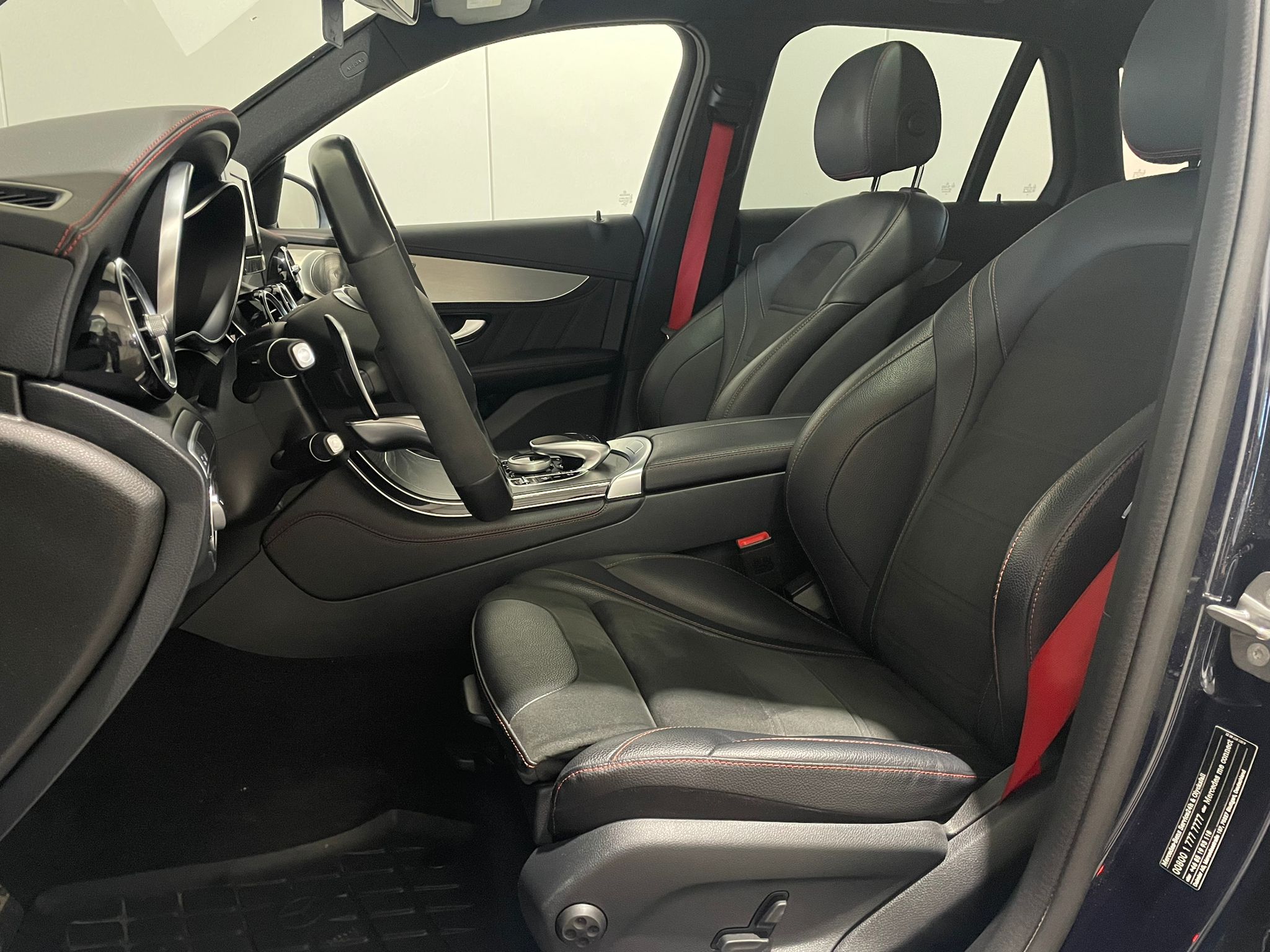 Mercedes-Benz GLC 43 4MATIC 2019, bild 7/39