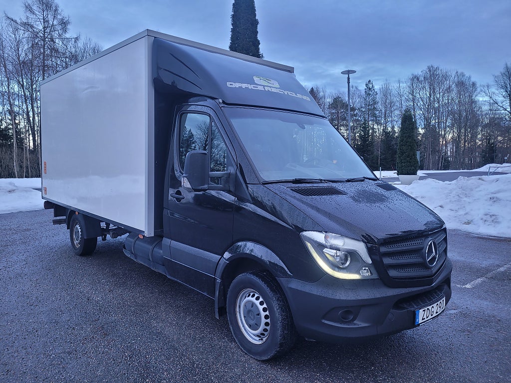 Mercedes-Benz Sprinter 316 Aut | SKÅP & LIFT | Årsskatt 1600kr