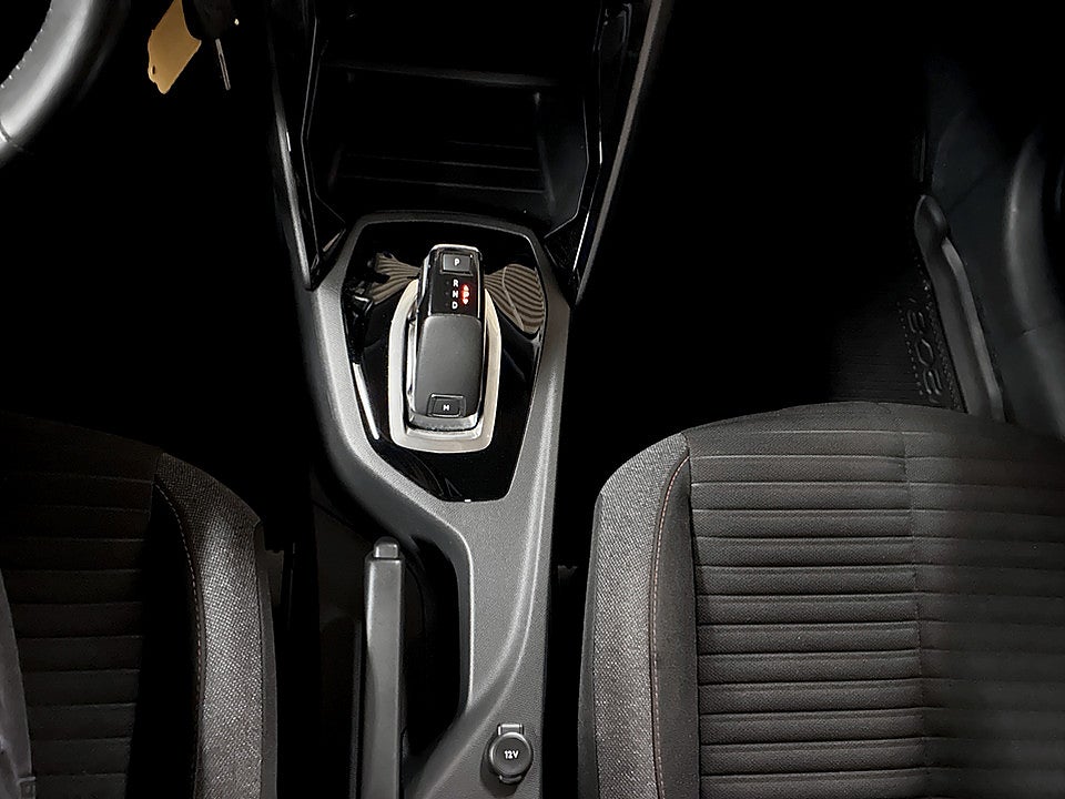 Bild på Peugeot 208 Active Pack 1.2 PT 100hk Aut P-SENSORER BAK