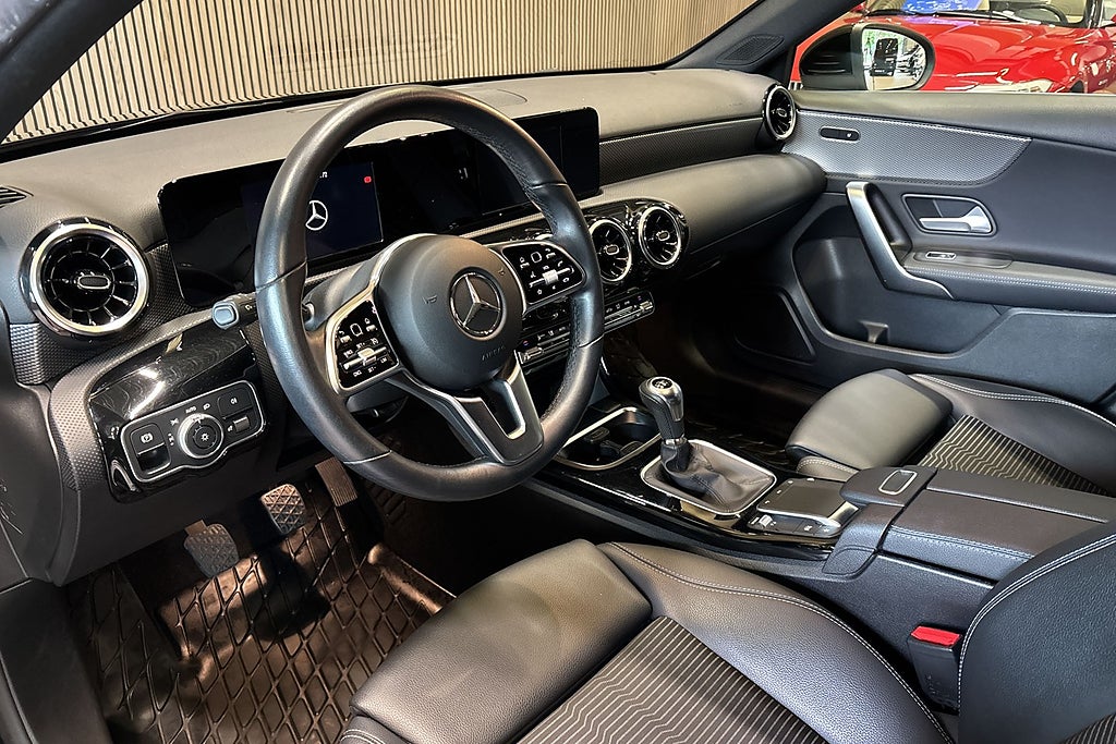 Mercedes-Benz A 180 Base, Progressive Line